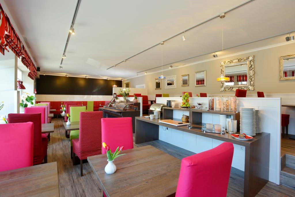 Hotel Duenenburg Westerland Bagian luar foto