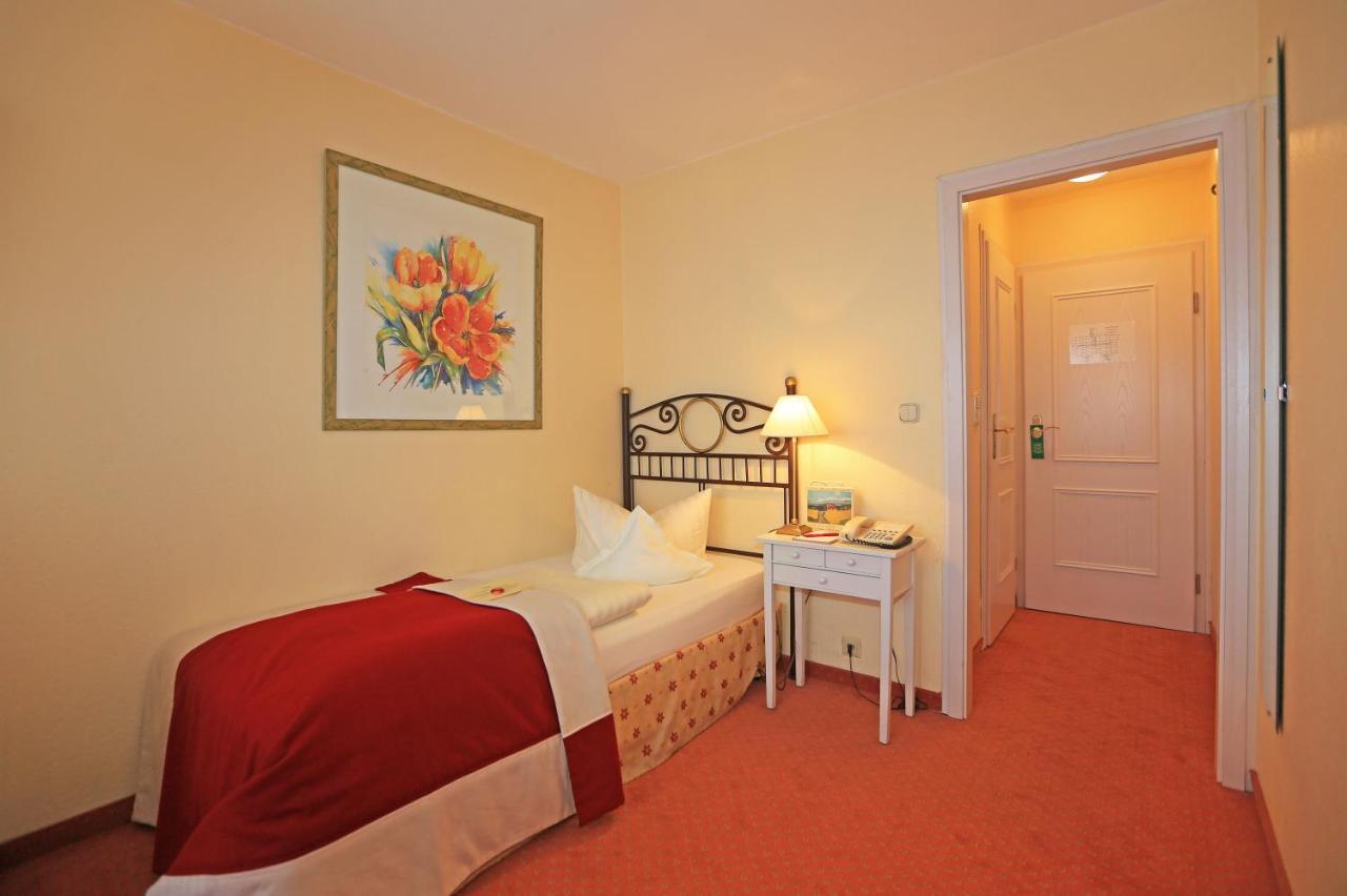 Hotel Duenenburg Westerland Ruang foto